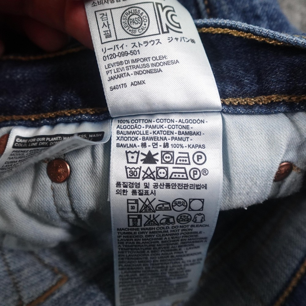 Levis 501XX Jeans Mens 34x30 Straight Leg Button Fly Classic Denim (32x27.5) - Picture 6 of 13